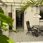 Home-Rose-Garden-Gästehaus kontaktloser Zugang