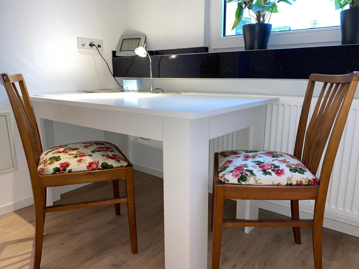 Affittacamere Home-rose-garden-gaestehaus Kontaktloser Zugang Düsseldorf